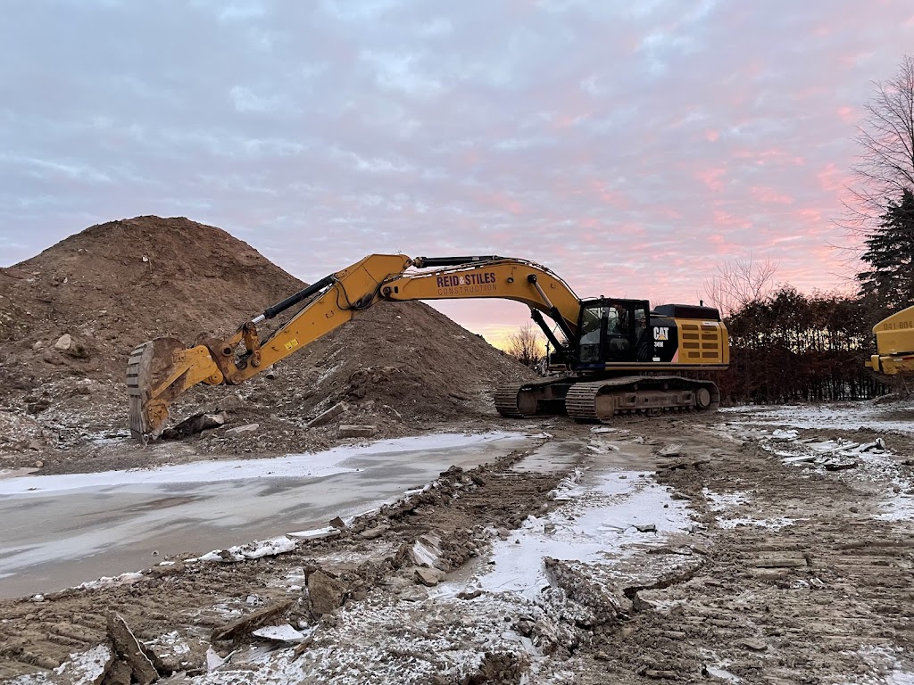Reid & Stiles Construction 24534 Kennedy Rd, Sutton West, ON L0E 1R0