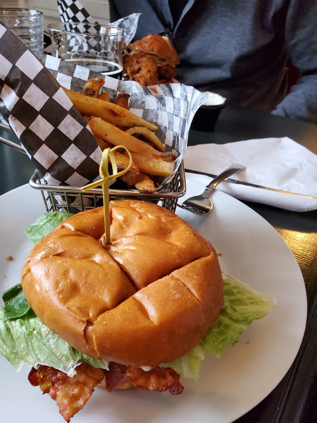 Kellocks Restaurant | 160 Commercial St, Berwick, NS B0P 1E0, Canada | Phone: (902) 538-5525