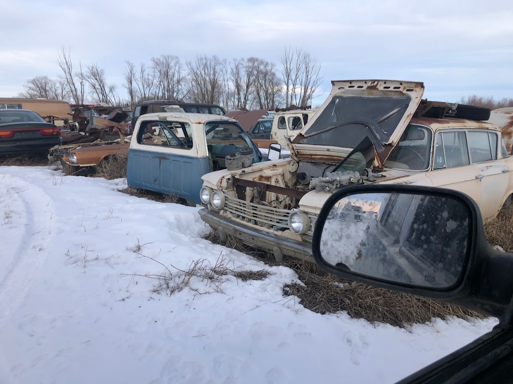 Flatla Auto Wrecking | 164078 Range Rd 134, Tilley, AB T0J 3K0, Canada | Phone: (403) 377-2484