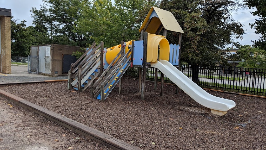 Briarcrest Junior School | 60 Wellesworth Dr, Etobicoke, ON M9C 4R3, Canada | Phone: (416) 394-6180