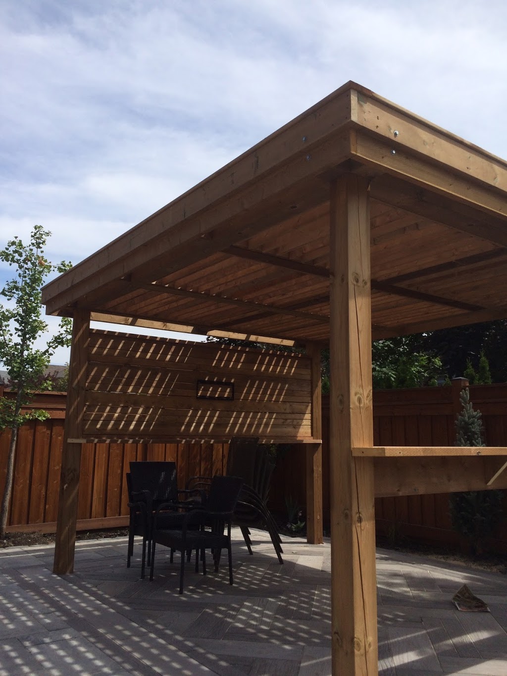 Alliston Fence | 295 Victoria St E, Alliston, ON L9R 1K4, Canada | Phone: (416) 993-0711