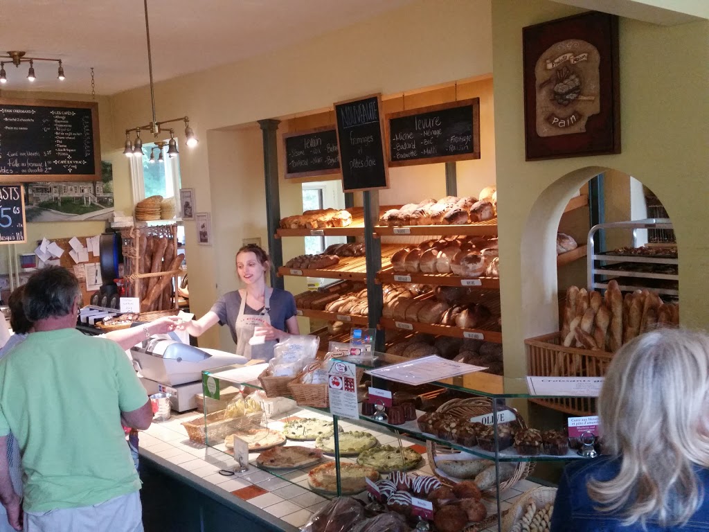 La Boulange | 4624 Chemin Royal, Saint-Jean-de-lÎle-dOrléans, QC G0A 3W0, Canada | Phone: (418) 829-3162