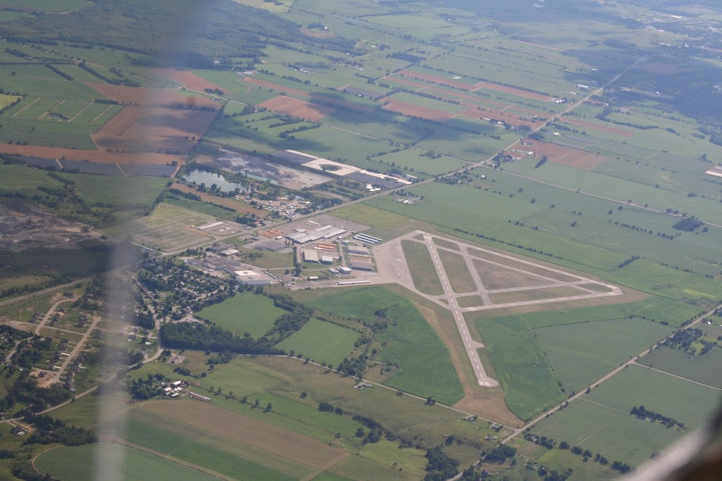 Brantford Flight Centre | 110 Aviation Ave, Brantford, ON N3T 5L7, Canada | Phone: (519) 753-2521