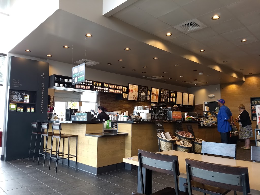 Starbucks | 4255 Genesee St Suite 100, Cheektowaga, NY 14225, USA | Phone: (716) 263-0910