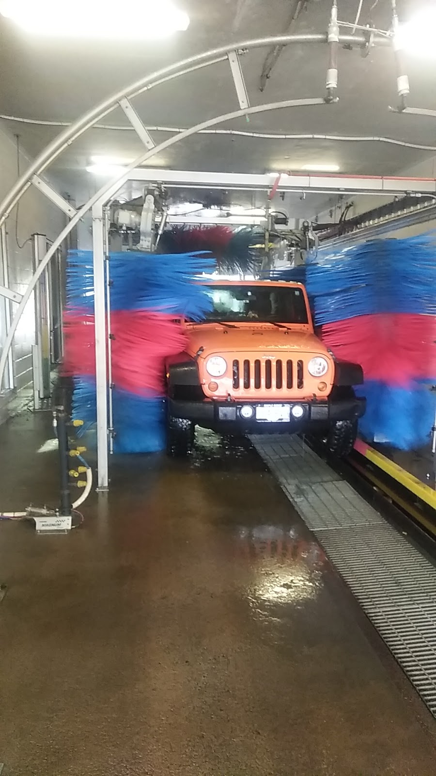 Aladin Express Auto Wash & Automotives | 6123 Hastings St, Burnaby, BC V5B 1R9, Canada | Phone: (604) 600-3139