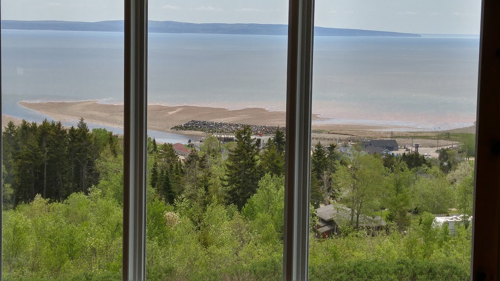 Falcon Ridge Inn | 24 Falcon Ridge Dr, Alma, NB E4H 4Z3, Canada | Phone: (506) 887-1110