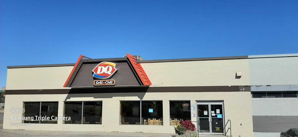 Brockville Shopping Centre | 125 Stewart Blvd, Brockville, ON K6V 4W5, Canada | Phone: (613) 640-2964