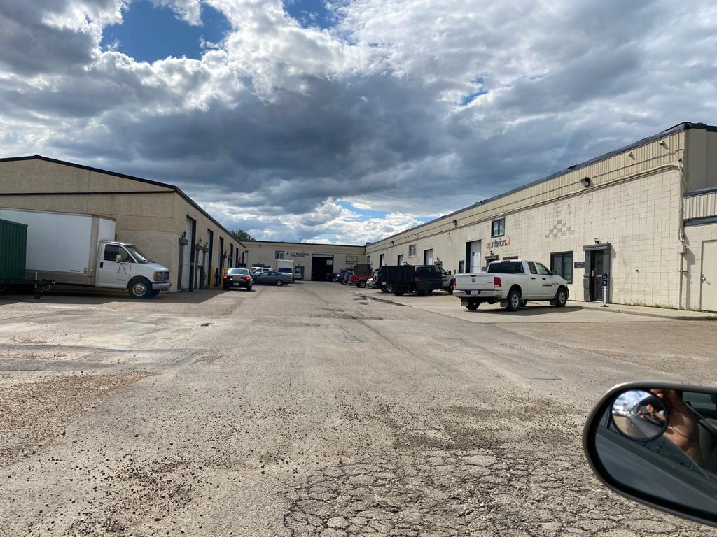 Ali-Bably Auto body Shop | 12920 156 St NW #5, Edmonton, AB T5V 1E9, Canada | Phone: (780) 224-5360