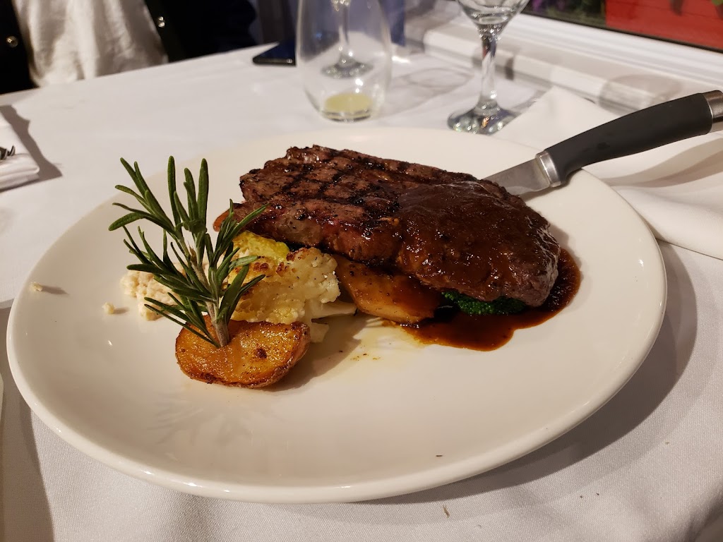 Antonias Bistro | 28 Doxsee Ave S, Campbellford, ON K0L 1L0, Canada | Phone: (705) 632-0505