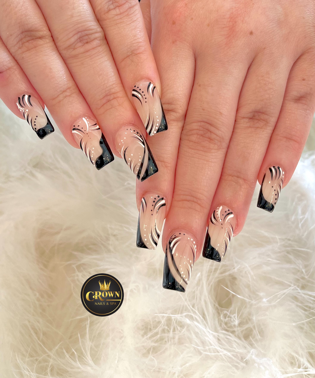 Crown Nails and Spa | 1544 Pembina Hwy, Winnipeg, MB R3T 2E6, Canada | Phone: (204) 504-3359