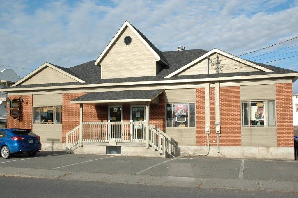 La patte de Velours | 295 Rue Saint-Antoine, Contrecoeur, QC J0L 1C0, Canada | Phone: (450) 587-2339