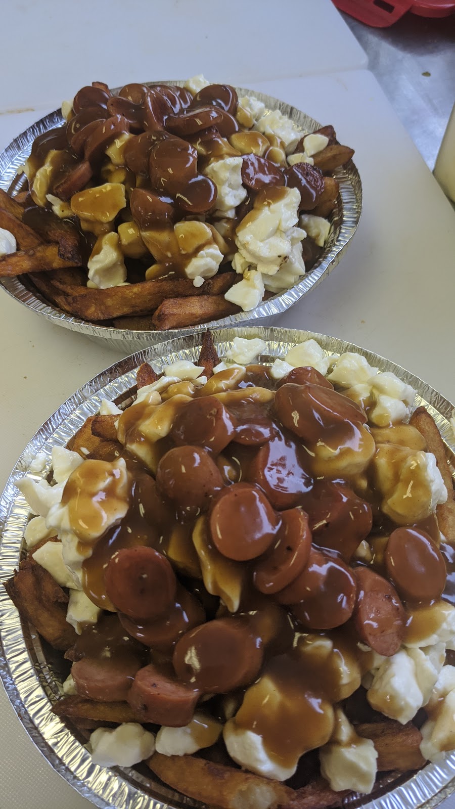 RESTAURANT LE ST-H | 238 Chemin Cartier, Saint-Hilarion, QC G0A 3V0, Canada | Phone: (418) 400-8808
