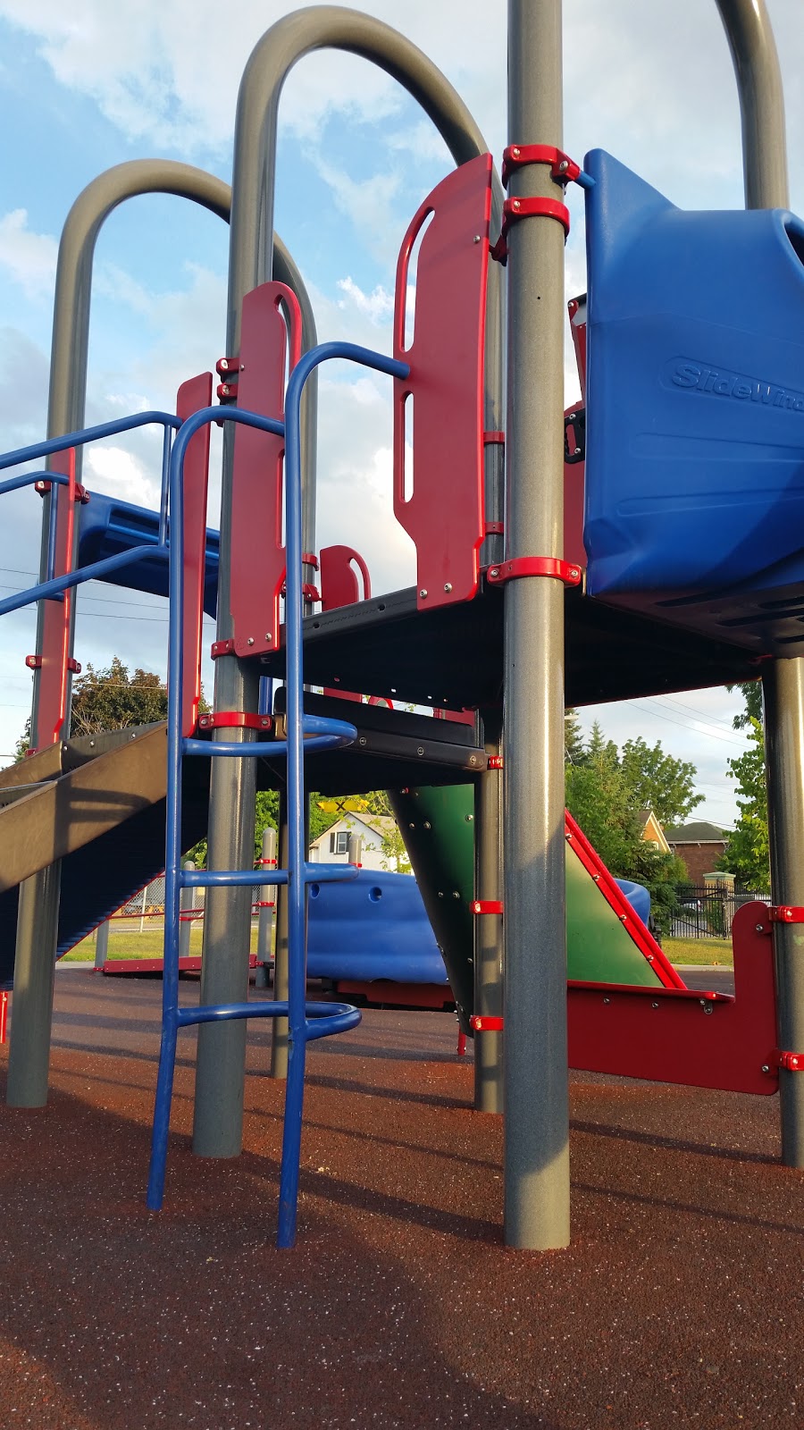 Prince Edward Community Centre | 375 Picton Main St, Picton, ON K0K 2T0, Canada | Phone: (613) 476-2148
