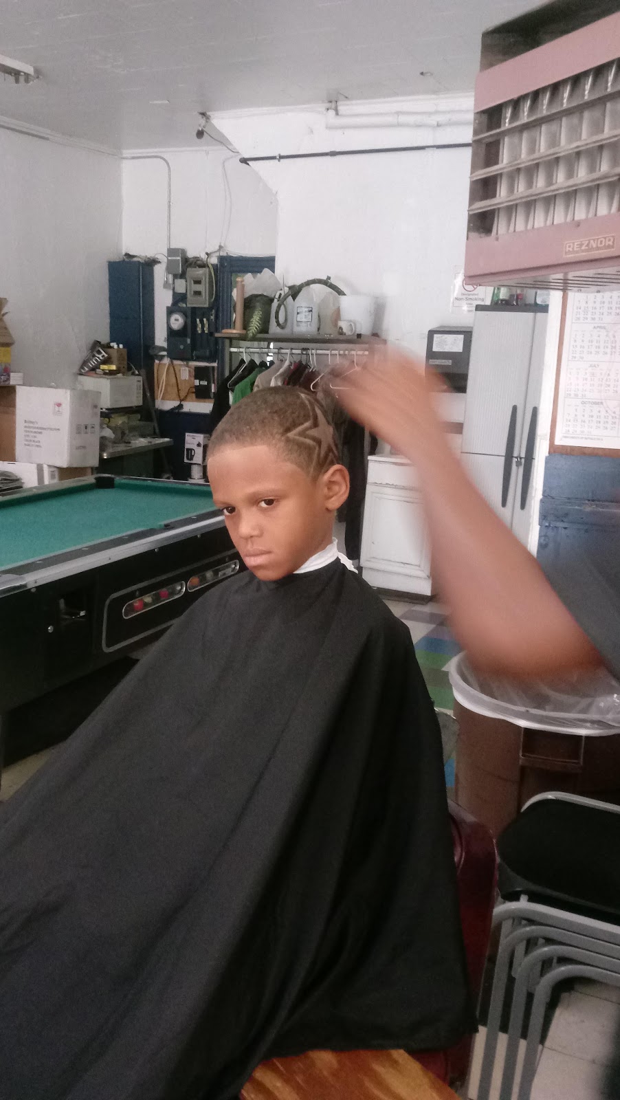 Carl-Jeff Barber Shop | 859 Jefferson Ave, Buffalo, NY 14204, USA | Phone: (716) 886-9563