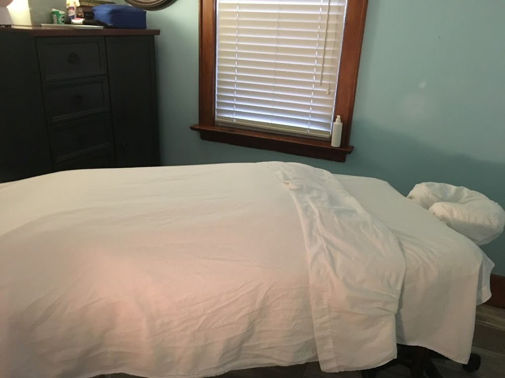 Katrina Raney RMT | 22 Charing Cross St, Brantford, ON N3R 2H2, Canada | Phone: (519) 802-0331