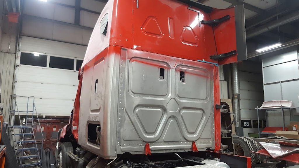 Dunlop Truck Centres Bodyshop | 4110 9 Ave N, Lethbridge, AB T1H 6L9, Canada | Phone: (403) 317-2473