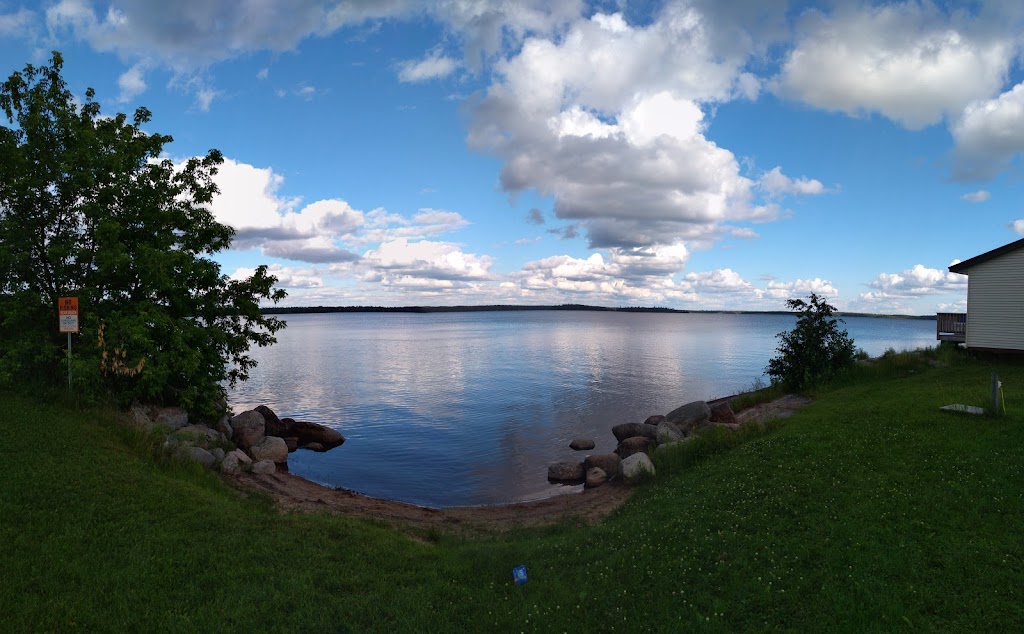 Q Lake Lodge on Quesnel Lake at Caribou Landing | Box 1056, Ste Anne, MB R5H 1C1, Canada | Phone: (204) 330-1758