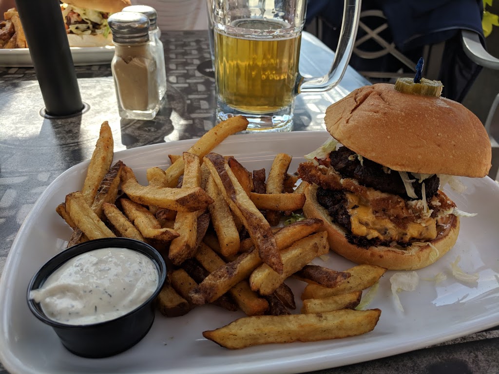 Original Joes Restaurant & Bar | 3681 Portage Ave, Winnipeg, MB R3K 2G6, Canada | Phone: (204) 897-7490