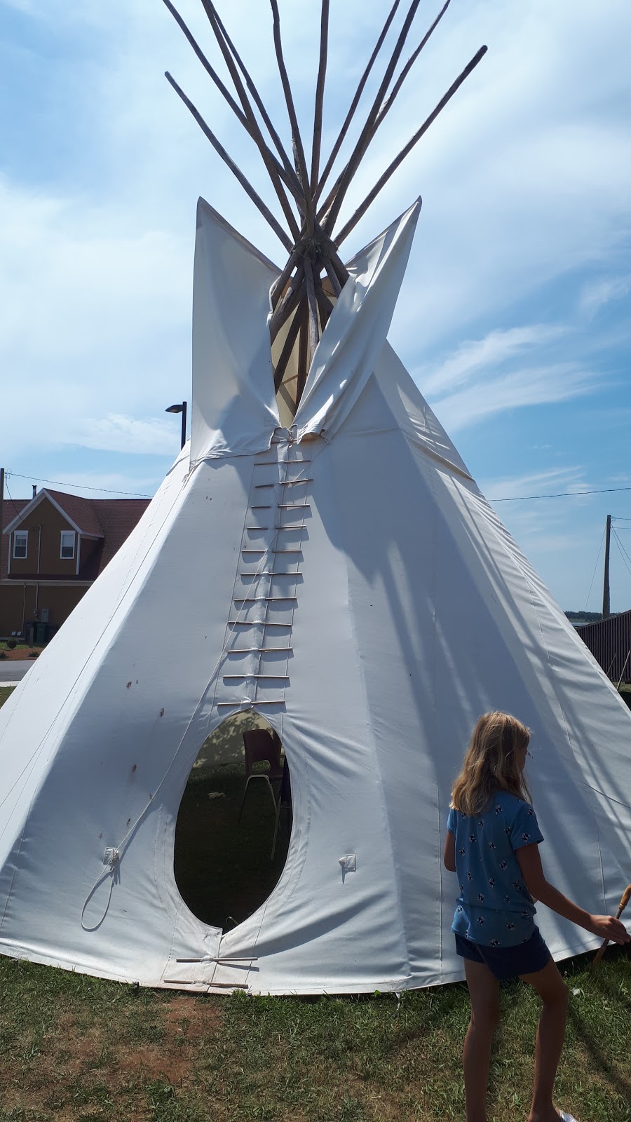 Indian Arts and Crafts of North America | 4 Eagle Feather Trail, Prince Edward Island C0B 1P0, Canada | Phone: (902) 831-2653