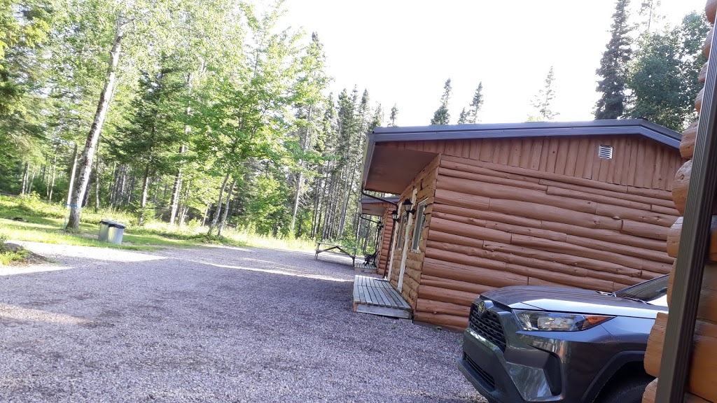 Pioneer Lodge & Log Cabins | 410 Cumberland Bay South Rd, Cumberland Bay, NB E4A 3E3, Canada | Phone: (506) 339-6458