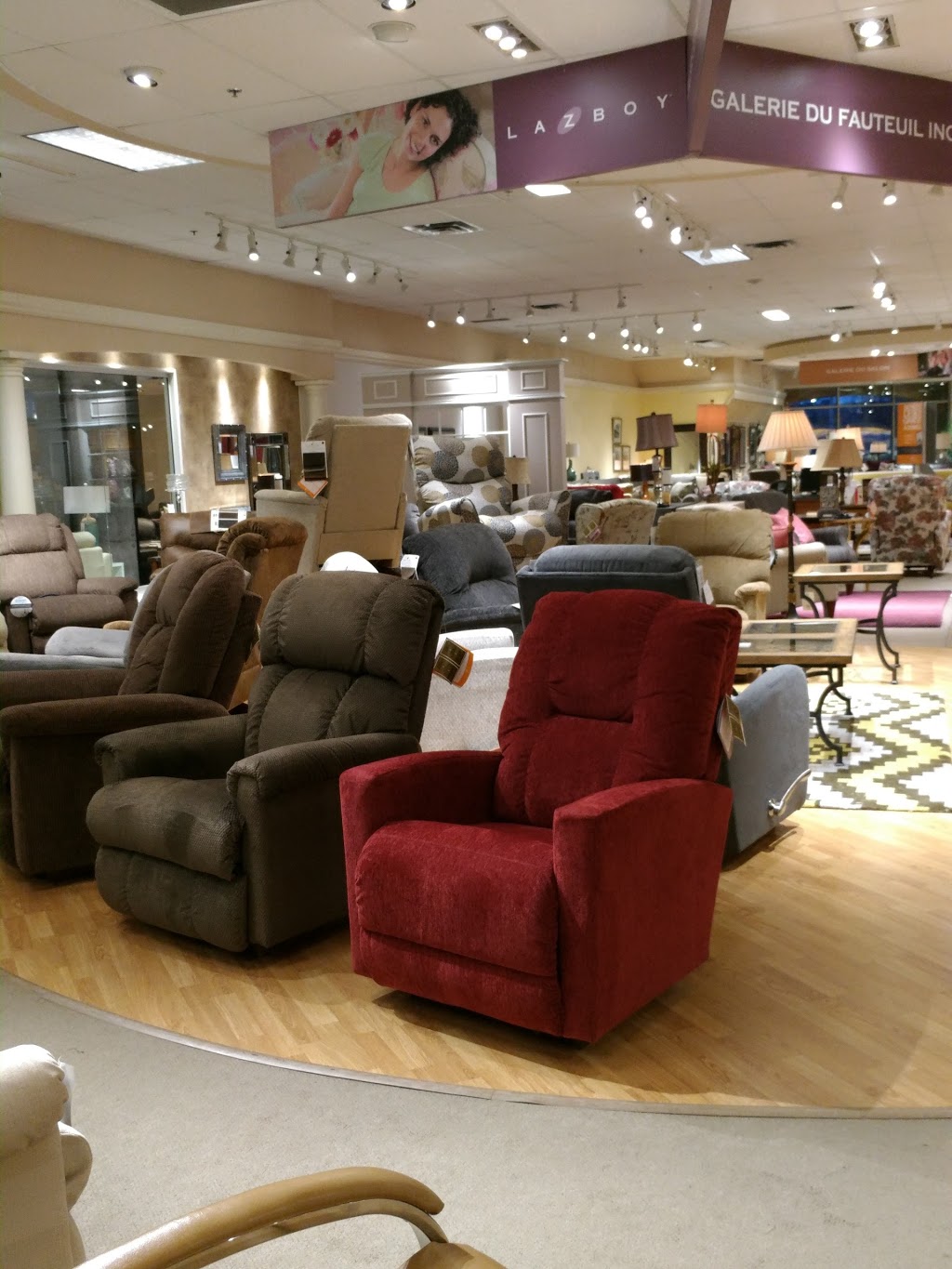Meubles JC Perreault | 17850 Route Transcanadienne Montréal, Kirkland, QC H9J 4A1, Canada | Phone: (866) 695-7211
