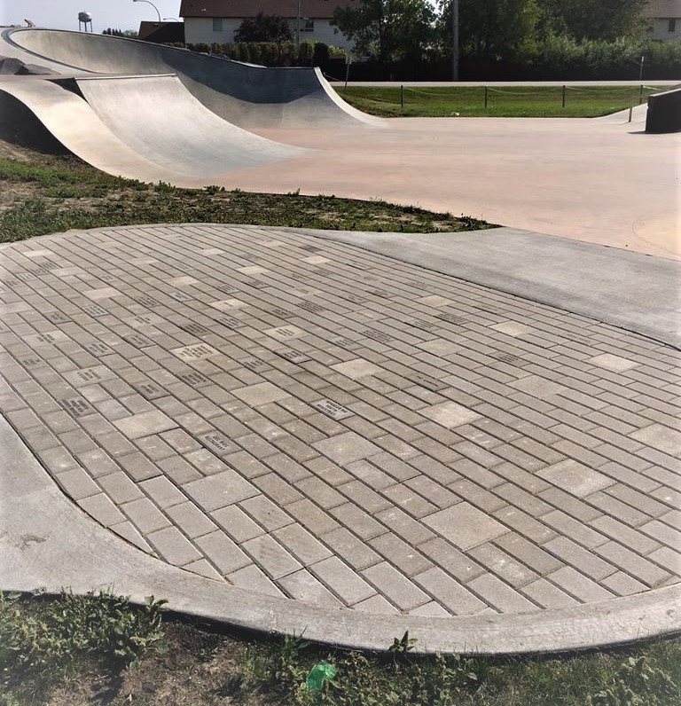 Block Stoneworks | 91 9 St S, Morden, MB R6M 1X5, Canada | Phone: (204) 822-6803