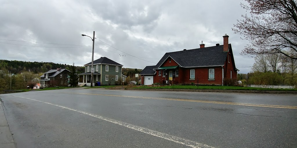 Gîte Moka et Chocolat B&B | 12 Rue de Vale Perkins, Mansonville, QC J0E 1X0, Canada | Phone: (514) 663-6041