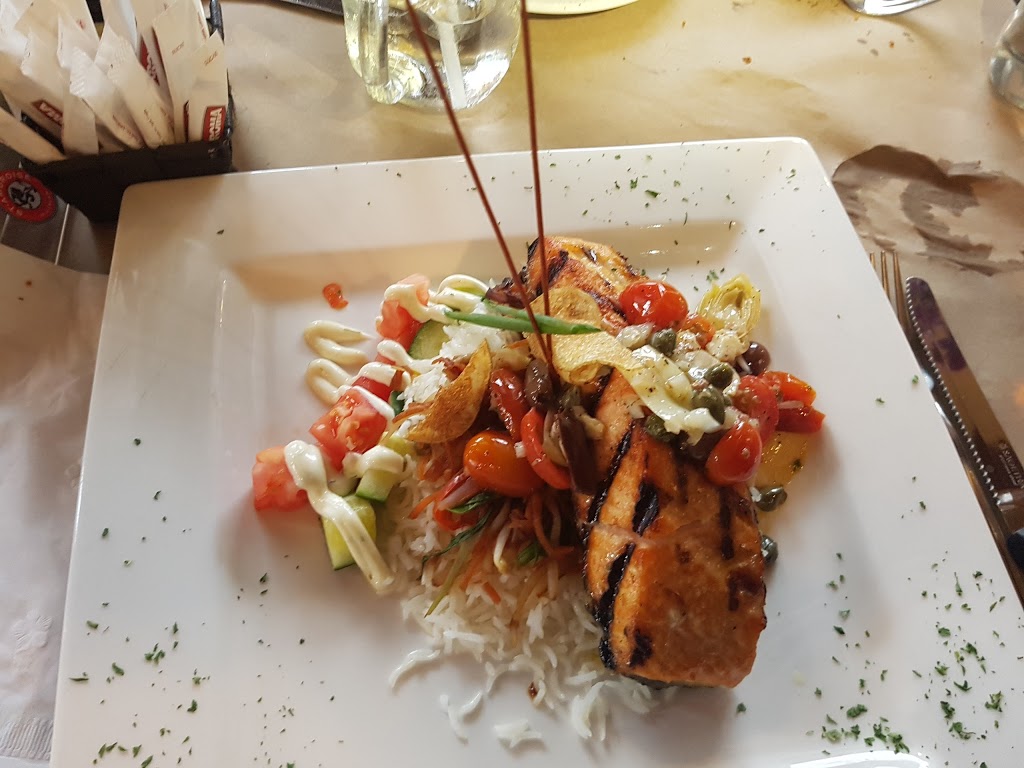 Restaurant Le Bistro Montebello | 570 Rue Notre Dame, Montebello, QC J0V 1L0, Canada | Phone: (819) 423-6900
