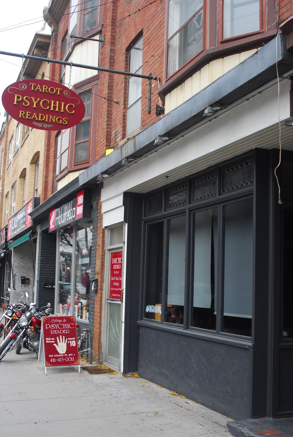 Toronto Psychic & Clairvoyant Grace | 552 College St #2, Toronto, ON M6G 1B1, Canada | Phone: (647) 607-2415