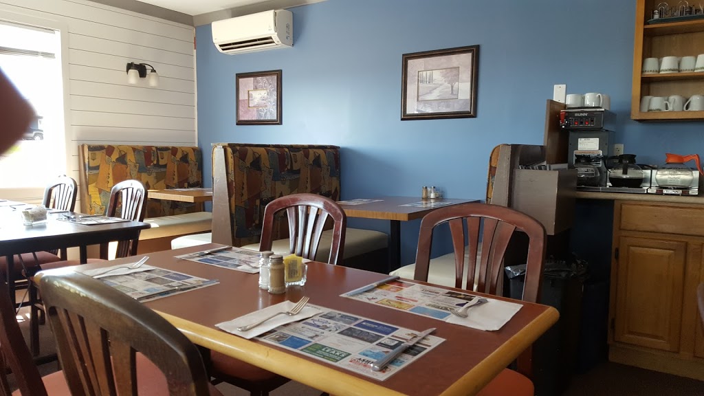 Country View Restaurant | 47379 Homestead Rd, Steeves Mountain, NB E1G 4J8, Canada | Phone: (506) 863-1115