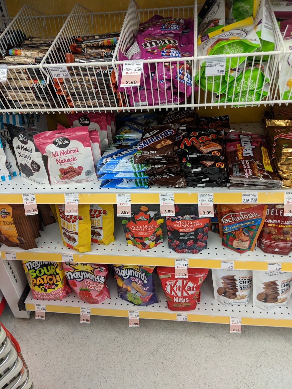 Shoppers Drug Mart 411 The Queensway S, Keswick, ON L4P 2C7, Canada