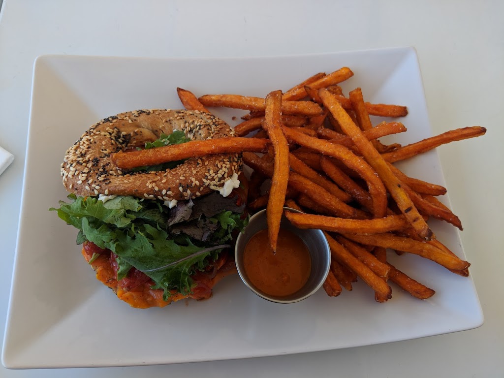 Revalee Brunch Café | 4100 Victoria Ave, Vineland, ON L0R 2C0, Canada | Phone: (905) 562-4101