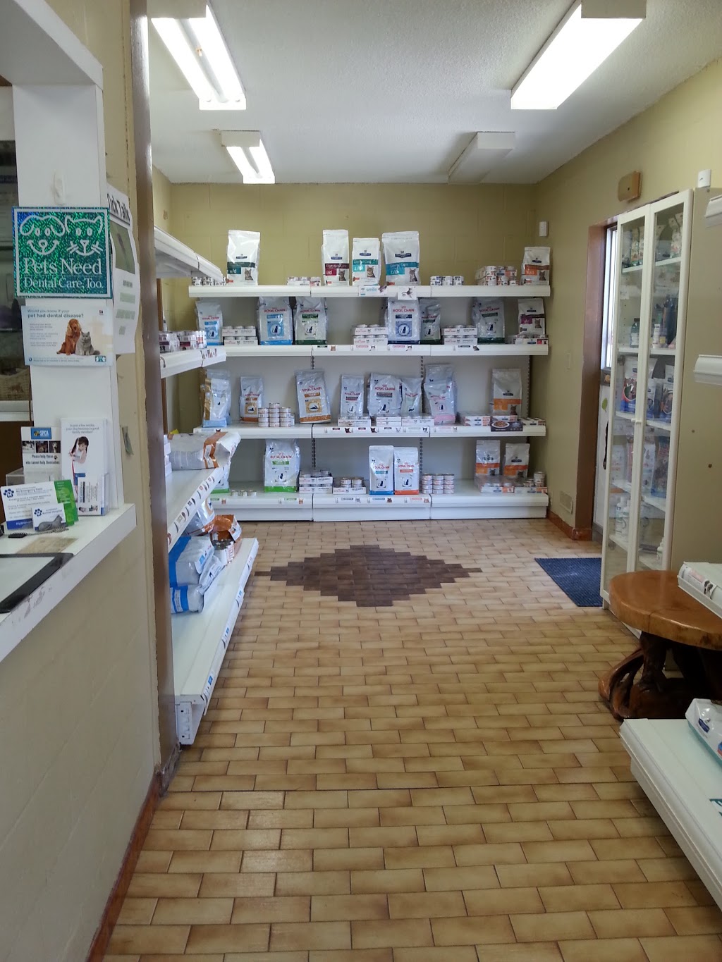 Aldershot Animal Hospital | 475 Enfield Rd, Burlington, ON L7T 2X5, Canada | Phone: (905) 632-2211