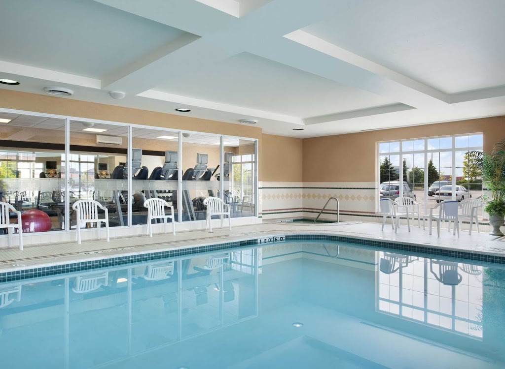 Homewood Suites by Hilton Toronto-Mississauga | 6430 Edwards Blvd, Mississauga, ON L5T 2Y3, Canada | Phone: (905) 564-5529