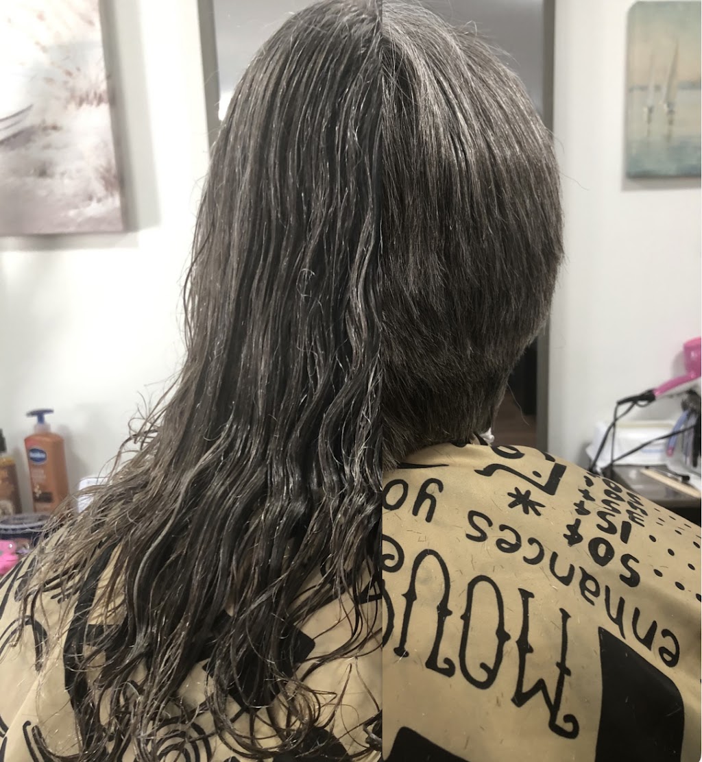 Portside Salon and Barbershop | 998 Mosley St, Wasaga Beach, ON L9Z 2G7, Canada | Phone: (705) 446-5287