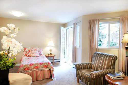 Revera The Edgemont | 80 Edenwold Dr NW, Calgary, AB T3A 5R9, Canada | Phone: (403) 241-8990