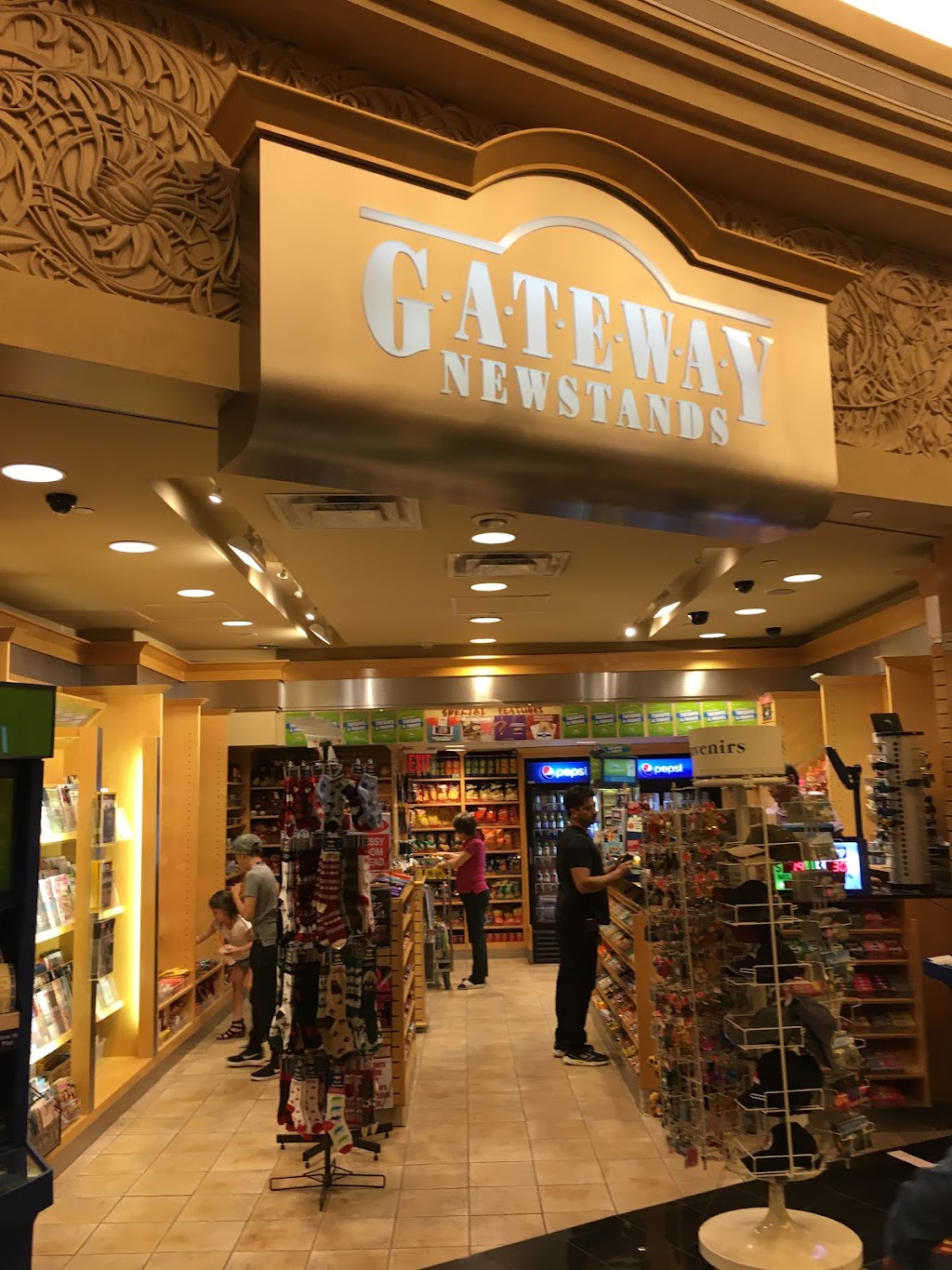 Gateway Newsstand | 6380 Fallsview Blvd, Niagara Falls, ON L2G 7X5, Canada | Phone: (905) 358-6340