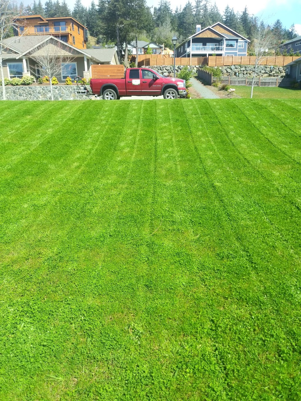 JJB Yard Maintenance | 6796 Beaton Rd, Sooke, BC V9Z 0M2, Canada | Phone: (778) 922-1608