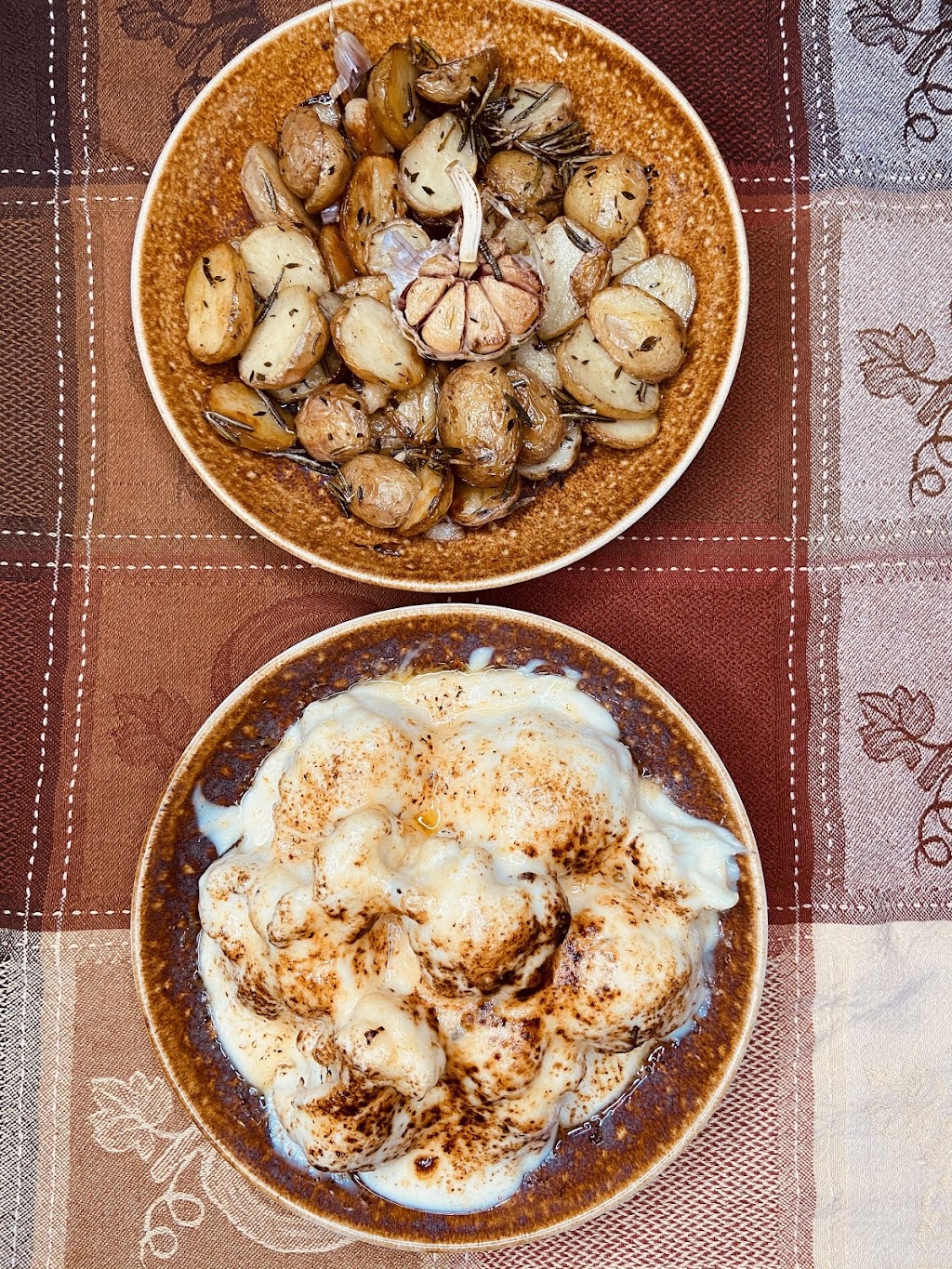 Clay Pot Catering | 113 Foxborough Dr, Ancaster, ON L9G 4Z1, Canada | Phone: (647) 637-7778
