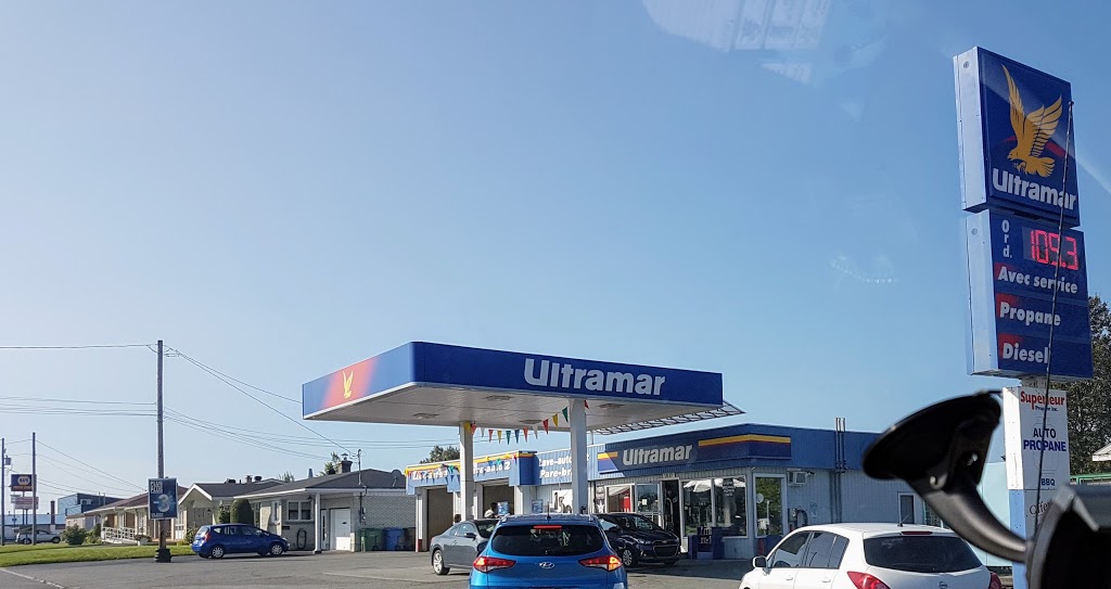 Ultramar/Dépanneur du Coin | 1037 Avenue Champlain, Disraeli, QC G0N 1E0, Canada | Phone: (418) 449-2416