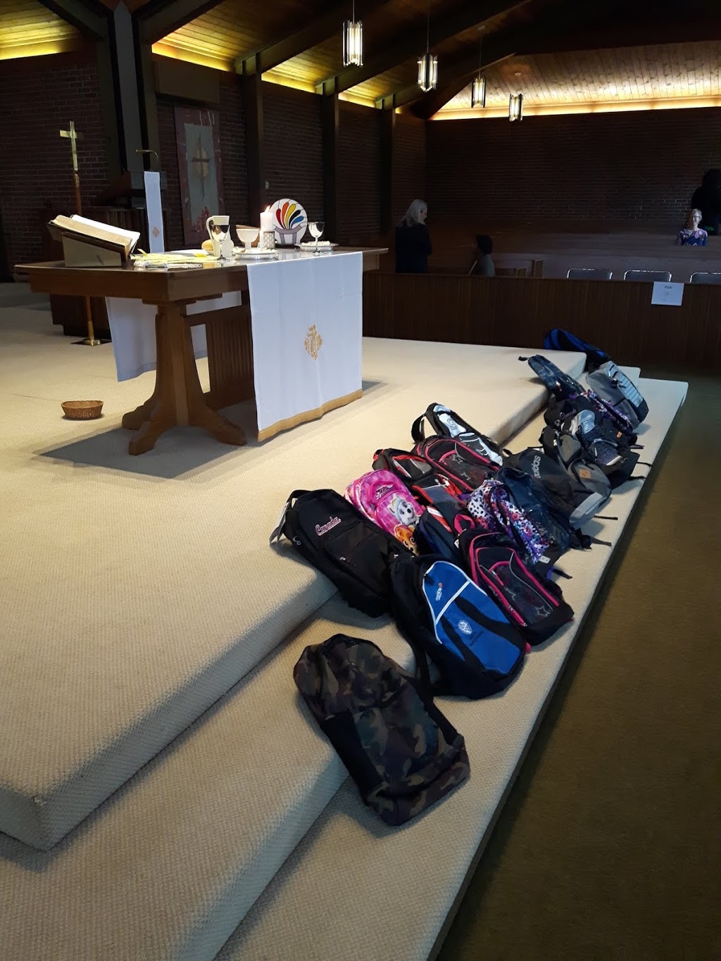 Erindale United Church | 1444 Dundas Crescent, Mississauga, ON L5C 1E9, Canada | Phone: (905) 277-3656
