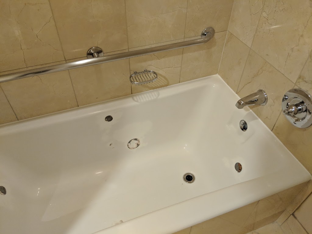 xtreme Bathroom Restorations ltd | 113 Hillcrest Ave SW, Airdrie, AB T4B 4B3, Canada | Phone: (587) 284-0901