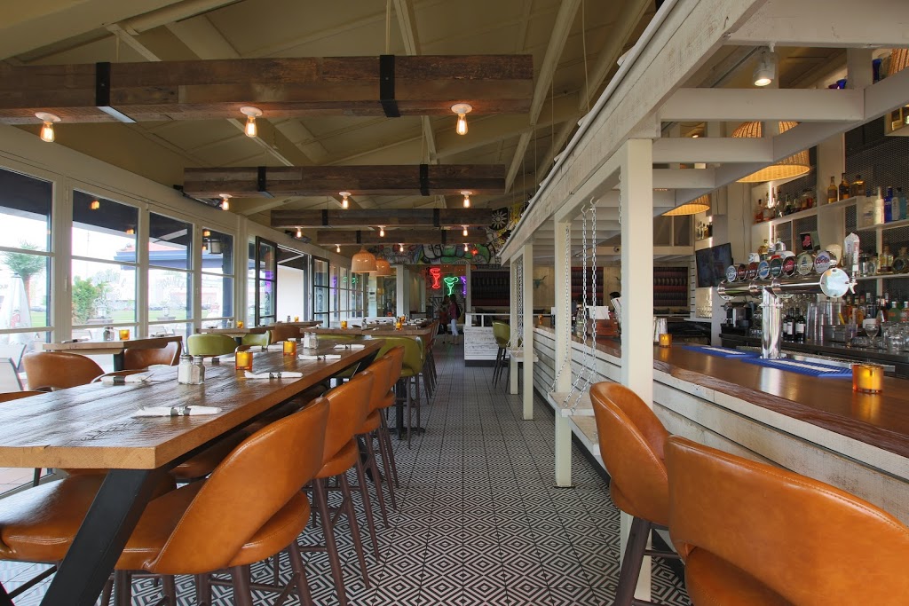 3 Amigos | 5605 Boulevard Taschereau, Brossard, QC J4Z 1A3, Canada | Phone: (450) 926-0202
