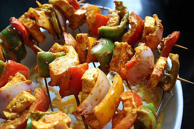 Zaika Tastes of India | 33555 S Fraser Way #10, Abbotsford, BC V2S 2B9, Canada | Phone: (604) 756-0535