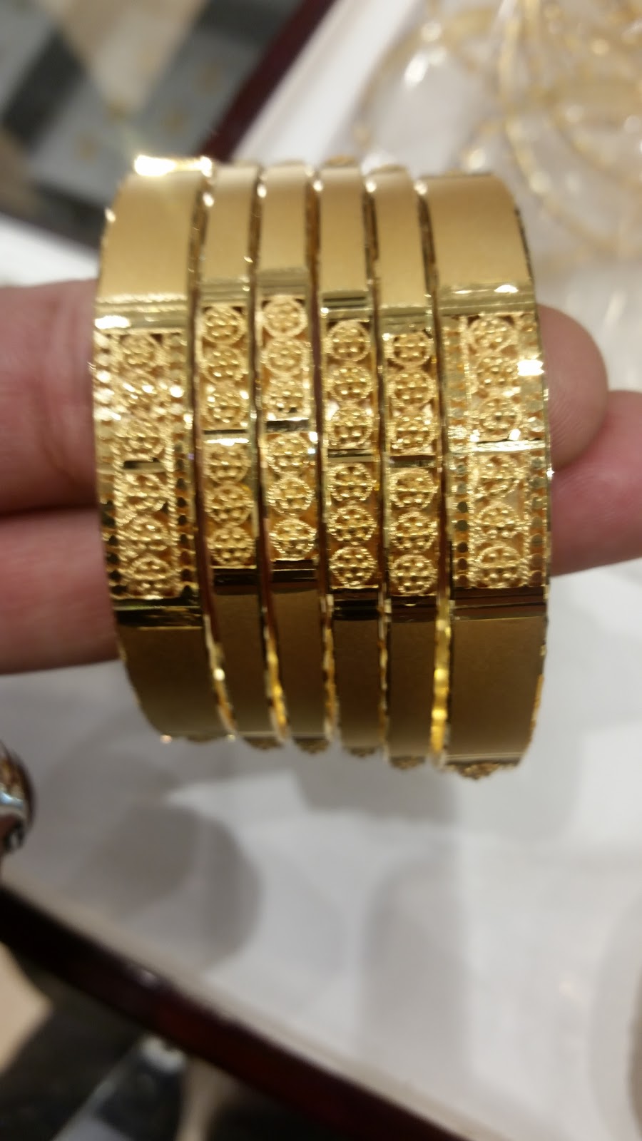Lahore Jewellers | 7120 Airport Rd, Mississauga, ON L4T 2G8, Canada | Phone: (905) 673-3999