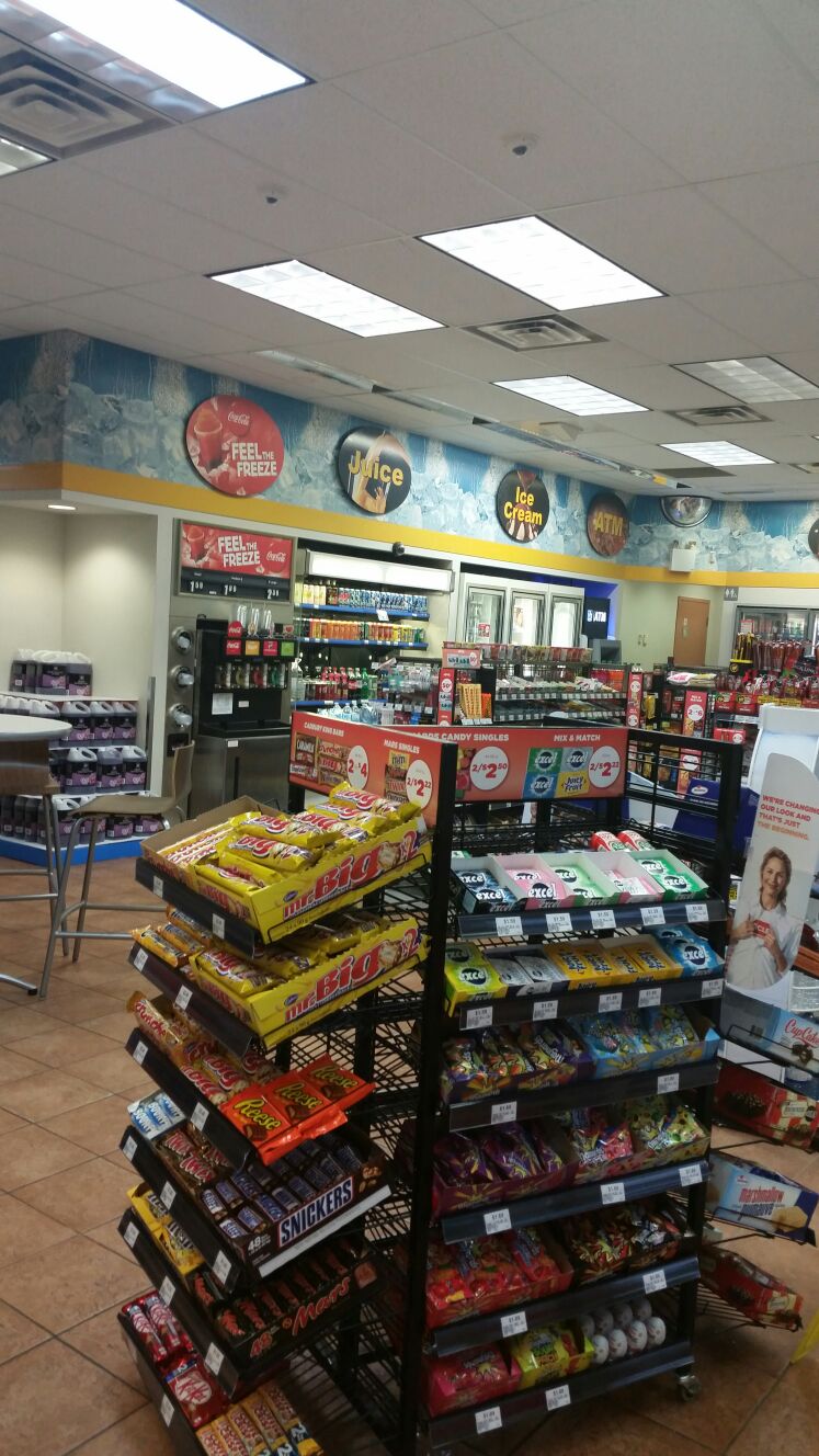 Esso | 550 Bur Oak Ave, Markham, ON L6C 3A9, Canada | Phone: (905) 927-0920