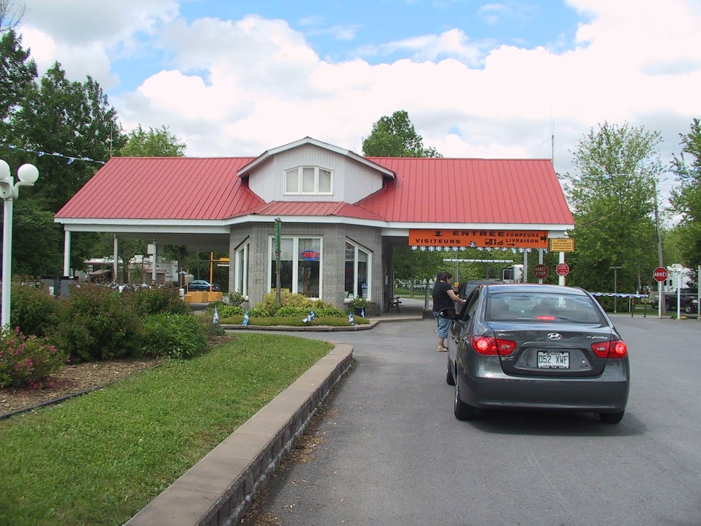 Camping Les Cèdres | 658 QC-219, Saint-Jean-sur-Richelieu, QC J2Y 1C4, Canada | Phone: (450) 346-9276