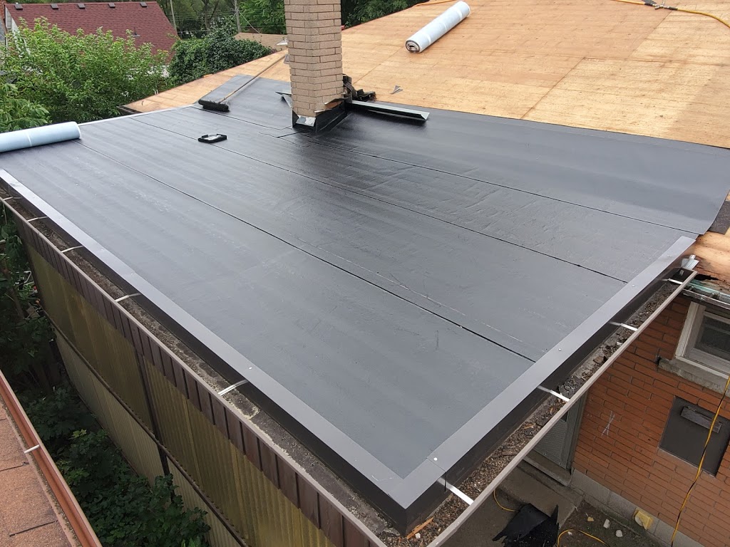Quality Care Roofing | 2105 Snyders Rd E, Petersburg, ON N0B 2H0, Canada | Phone: (226) 606-8320
