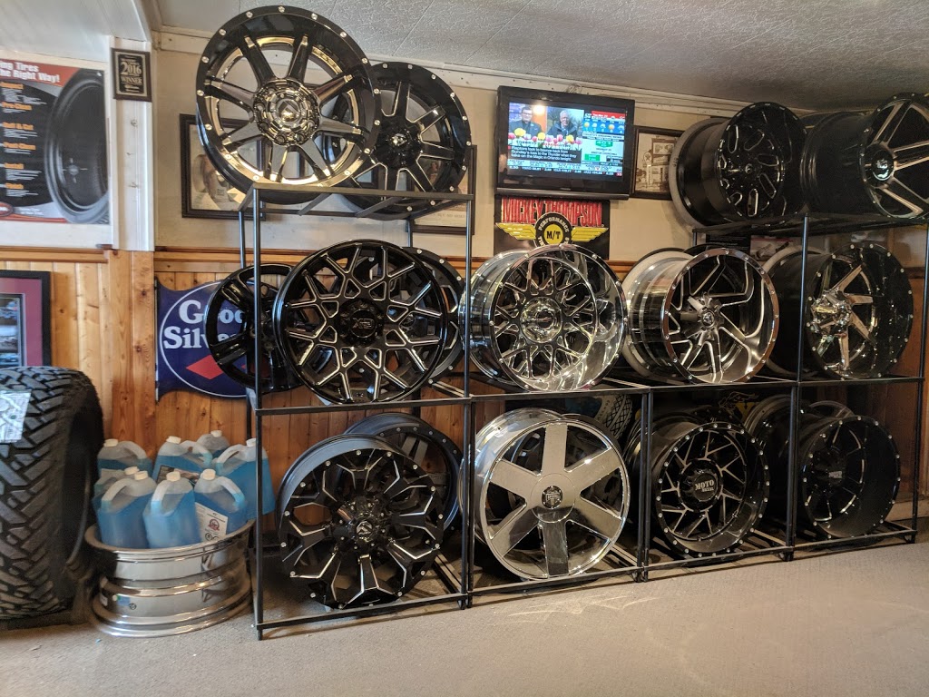Sterling Tire Services | 20 Ley Blvd, Keswick, ON L4P 2K4, Canada | Phone: (905) 476-3507