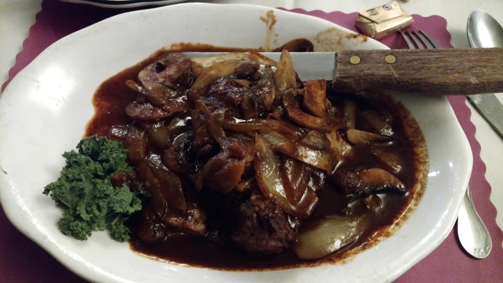 Cammaratas Restaurant | 6336 Robinson Rd, Lockport, NY 14094, USA | Phone: (716) 433-5353